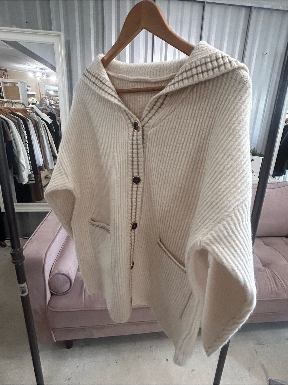 Priv - Cream Sweater NWT Medium